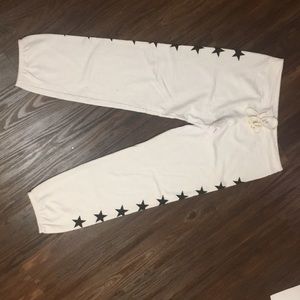 Monrow white sweatpants w black stars, with tags!